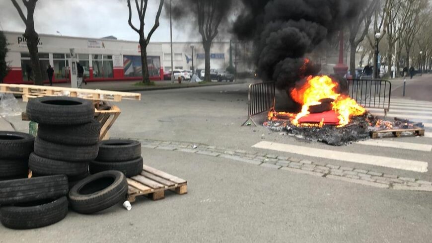Brittany: the police evacuate the Lorient oil depot